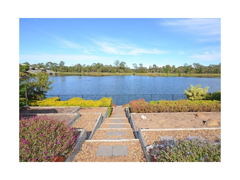83 Northshore Avenue, Toogoom QLD 4655