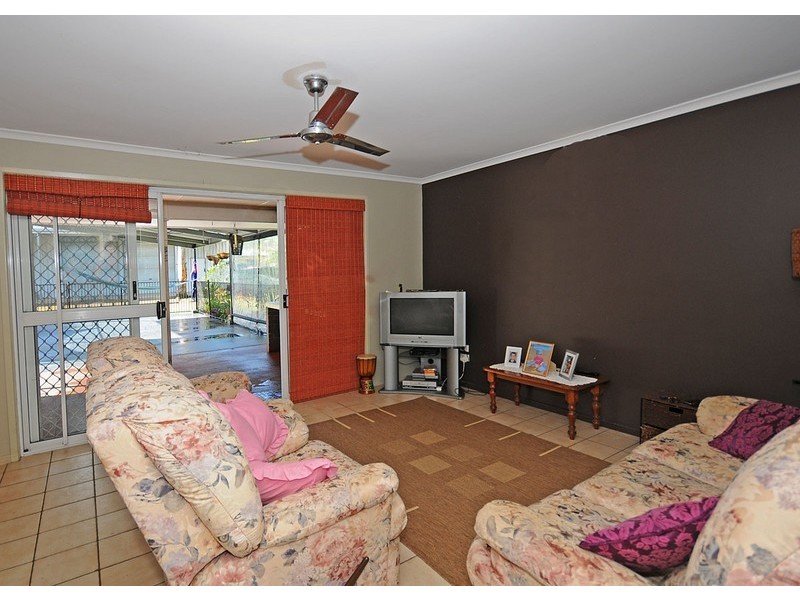 16 Garden Drive, Urangan QLD 4655