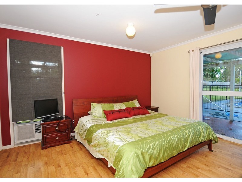16 Garden Drive, Urangan QLD 4655