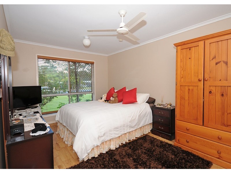 16 Garden Drive, Urangan QLD 4655