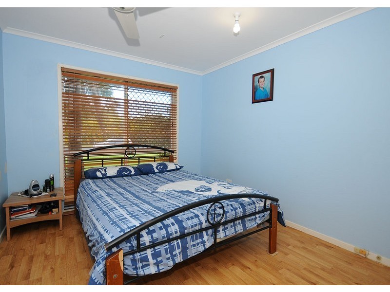 16 Garden Drive, Urangan QLD 4655