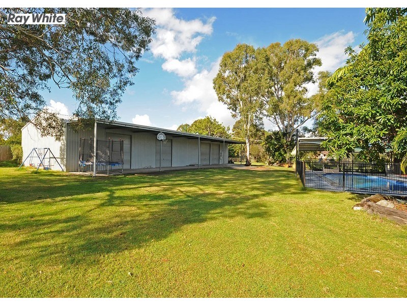 16 Garden Drive, Urangan QLD 4655