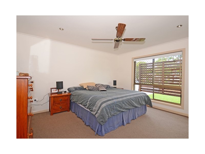 35 Richard Street, Urangan QLD 4655