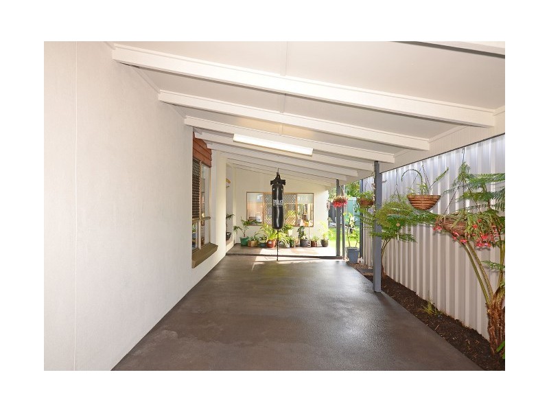 35 Richard Street, Urangan QLD 4655