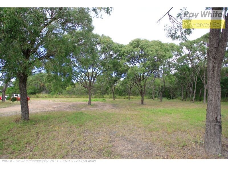 67 Moolyyir Street, Urangan QLD 4655