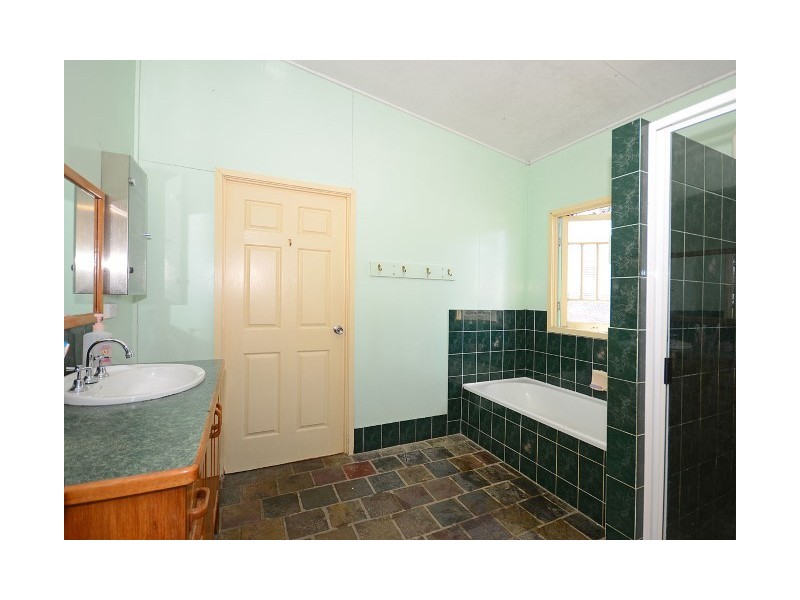 114 Curran Street, Booral QLD 4655