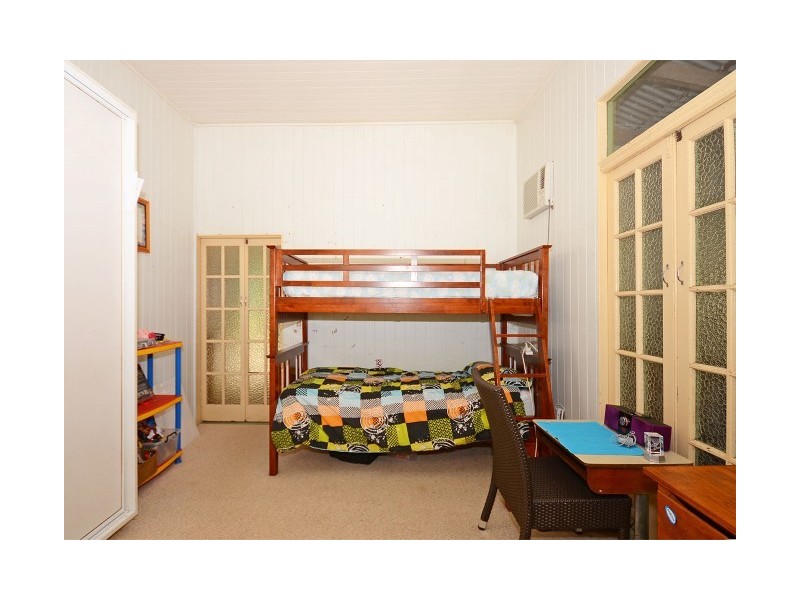 114 Curran Street, Booral QLD 4655