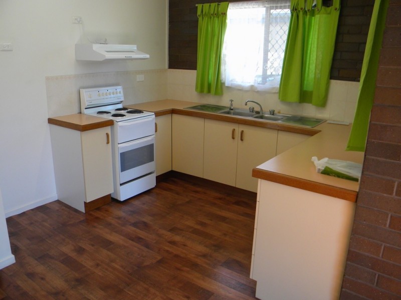 22 Rachael St, Point Vernon QLD 4655