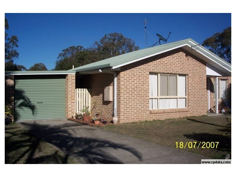 4 Whittaker Cl, Urangan QLD 4655