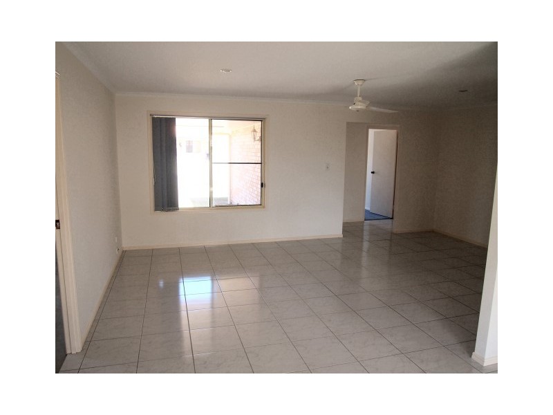 3 Cato Court, Torquay QLD 4655