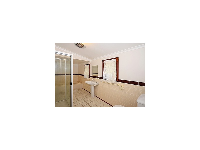 5 Jackson St, Pialba QLD 4655