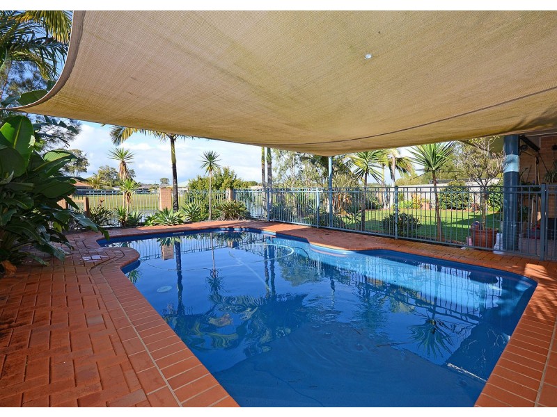 11 Treviso Court, Urangan QLD 4655