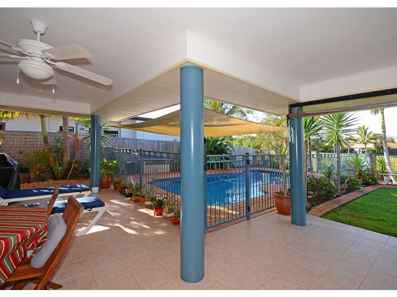 11 Treviso Court, Urangan QLD 4655