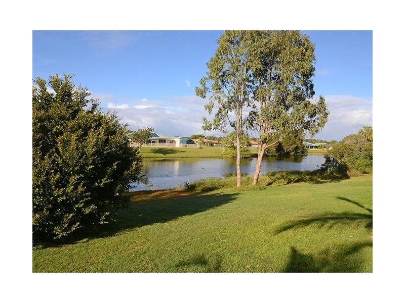 11 Treviso Court, Urangan QLD 4655
