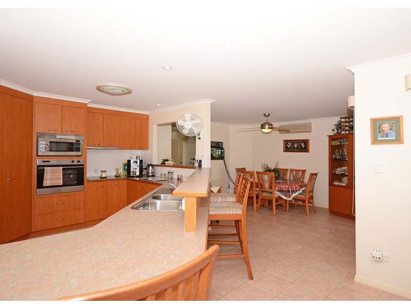 11 Treviso Court, Urangan QLD 4655