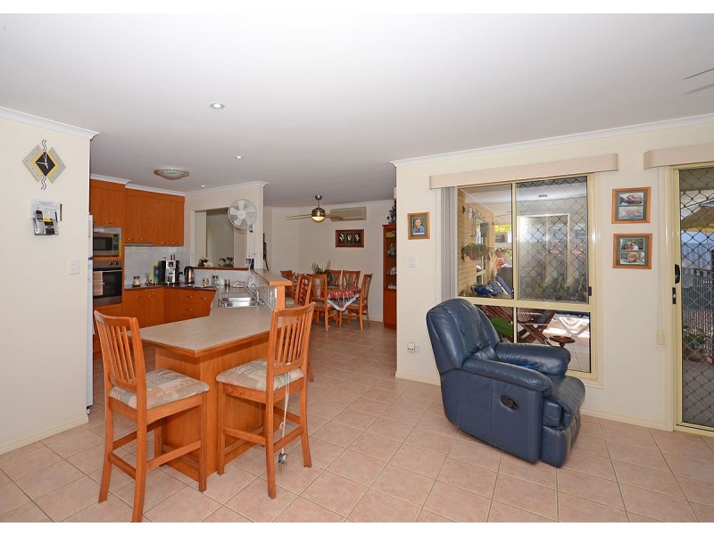 11 Treviso Court, Urangan QLD 4655