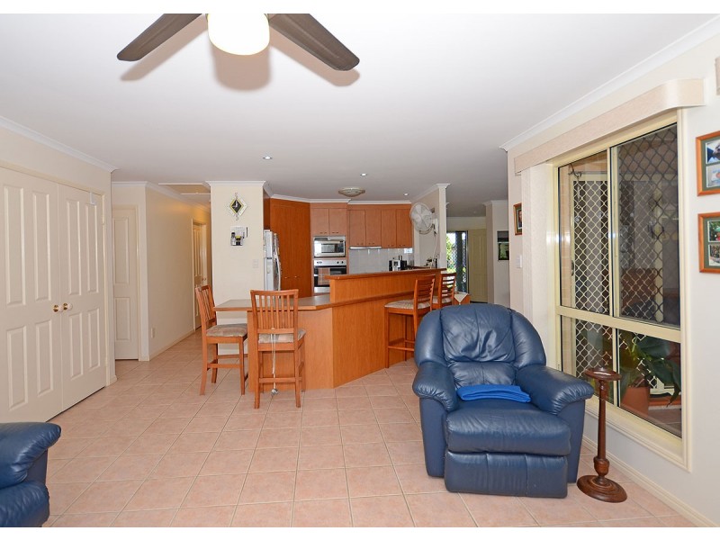 11 Treviso Court, Urangan QLD 4655