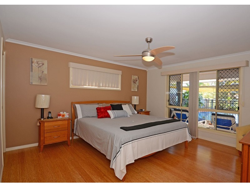 11 Treviso Court, Urangan QLD 4655