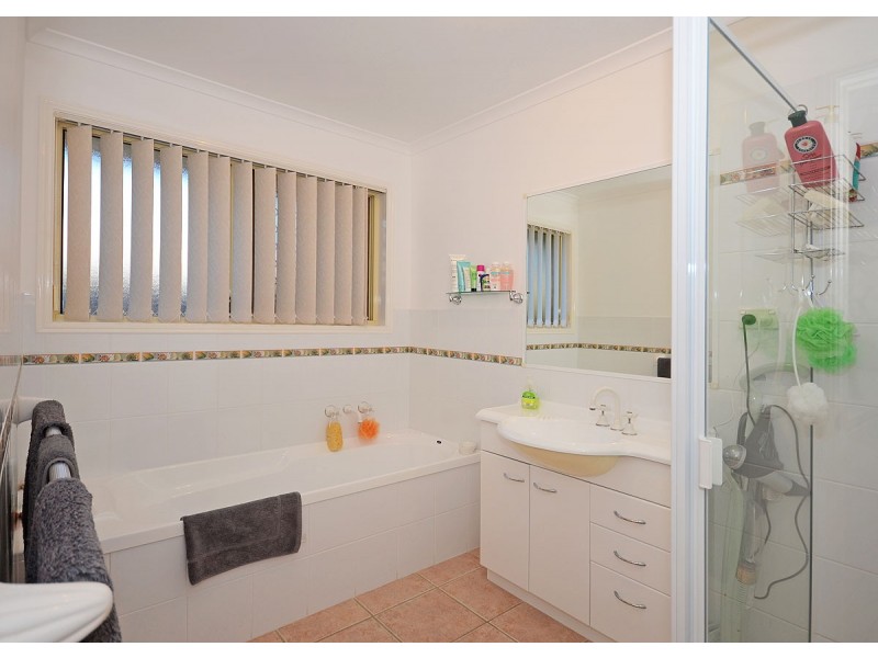 11 Treviso Court, Urangan QLD 4655