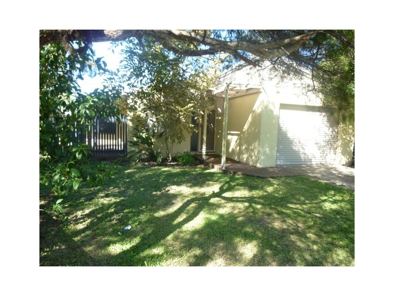 7 Palm Court, Pialba QLD 4655