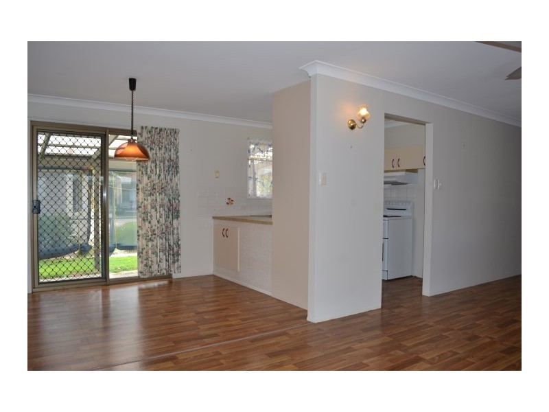 3/85 Miller Street, Urangan QLD 4655