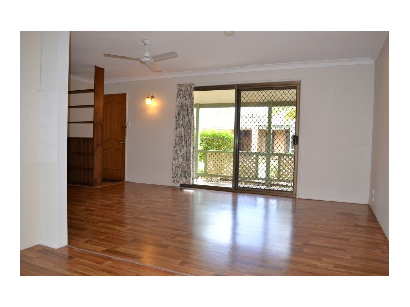 3/85 Miller Street, Urangan QLD 4655