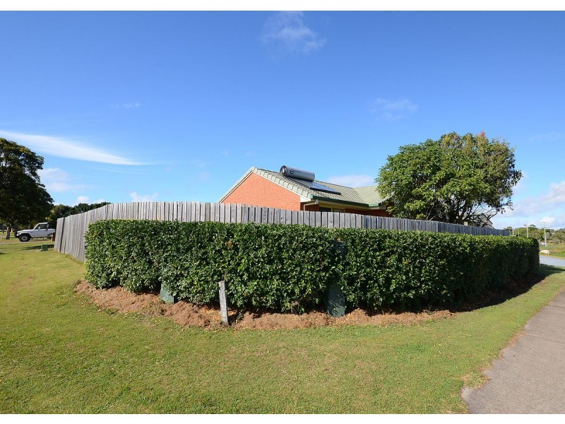98 Nissen Street, Urraween QLD 4655
