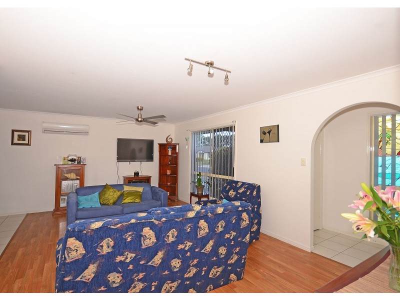 98 Nissen Street, Urraween QLD 4655