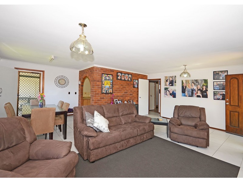 19 Barilba Street, Scarness QLD 4655