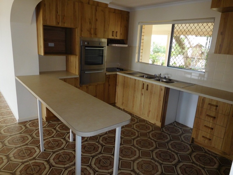 27 Talasea Drive, Kawungan QLD 4655