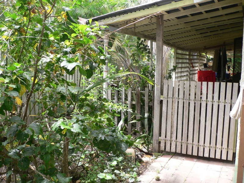 15 Scarborough Street, Scarness QLD 4655