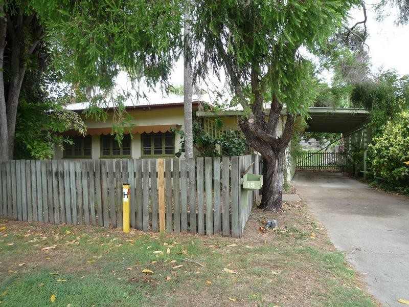 15 Scarborough Street, Scarness QLD 4655