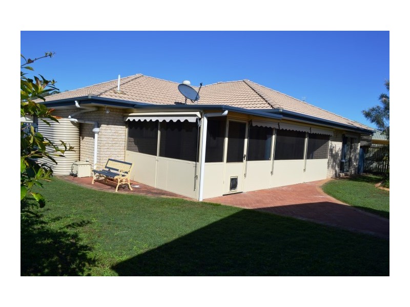 13 Banks Court, Torquay QLD 4655