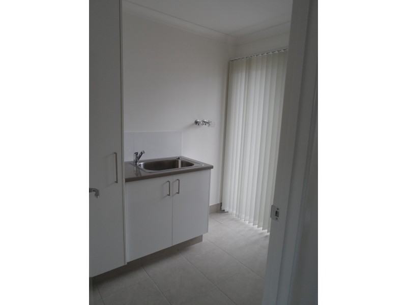 2/101 Nissen St, Urraween QLD 4655