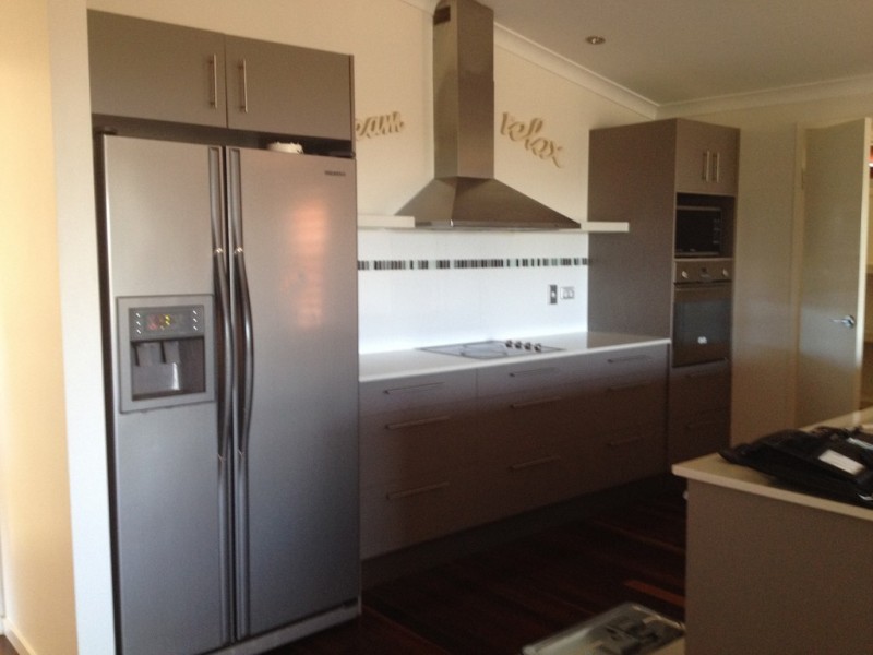9 Queensbury Grove, Urraween QLD 4655