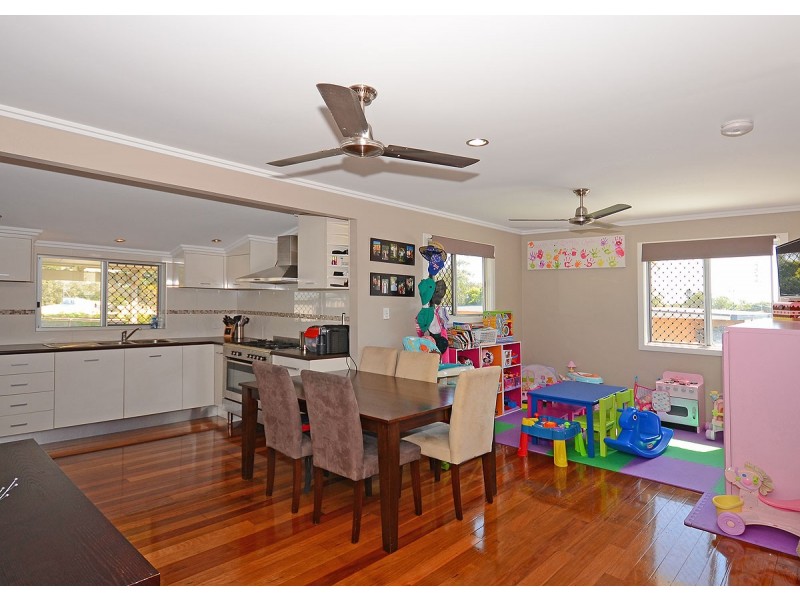 21 Urangan Street, Torquay QLD 4655