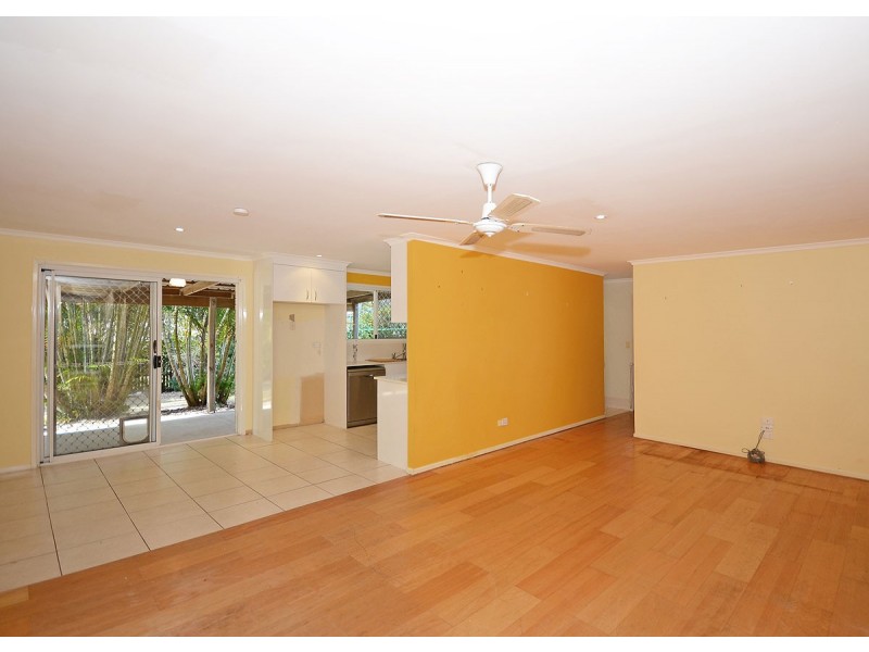 78 Caddy Ave, Urraween QLD 4655