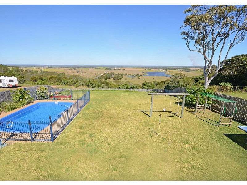 8 Regency Avenue, Urraween QLD 4655