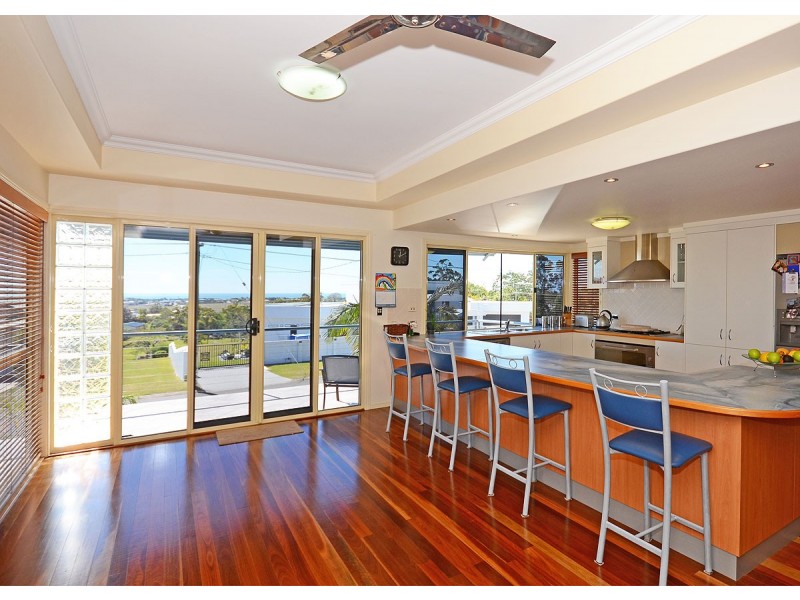 8 Regency Avenue, Urraween QLD 4655