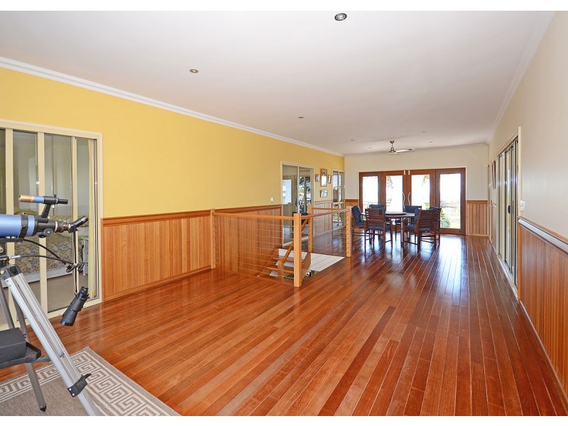 8 Regency Avenue, Urraween QLD 4655
