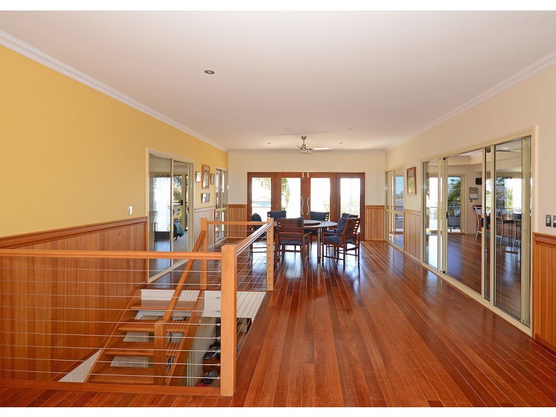 8 Regency Avenue, Urraween QLD 4655