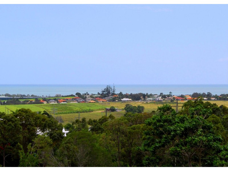 8 Regency Avenue, Urraween QLD 4655