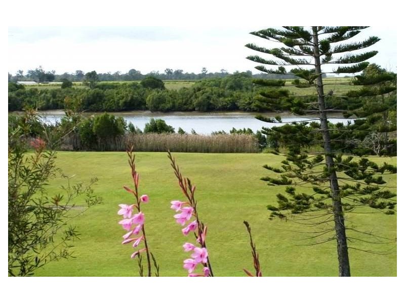 27 Errol Street, Maryborough QLD 4650