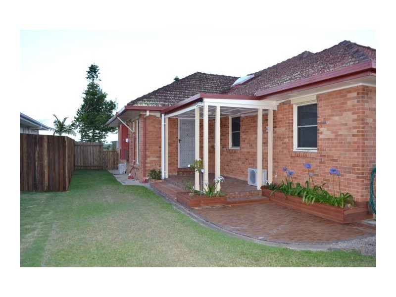 27 Errol Street, Maryborough QLD 4650