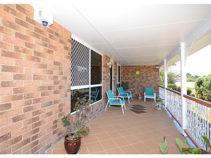 36 Aimee Drive, Urangan QLD 4655