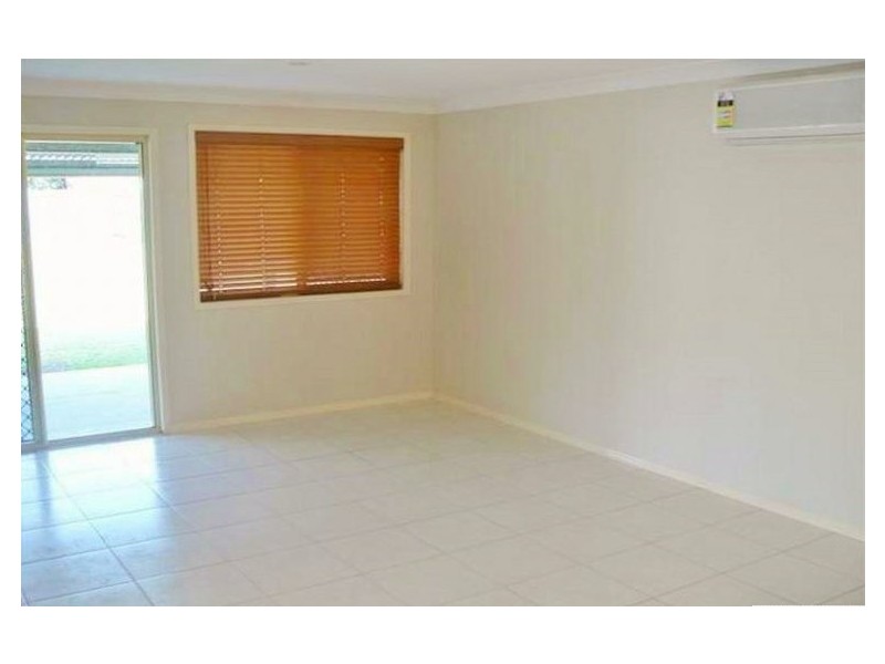 140 Emerald Park Way, Urangan QLD 4655