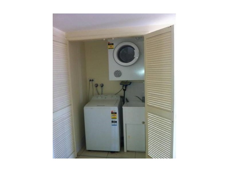 2/70 Main St., Pialba QLD 4655
