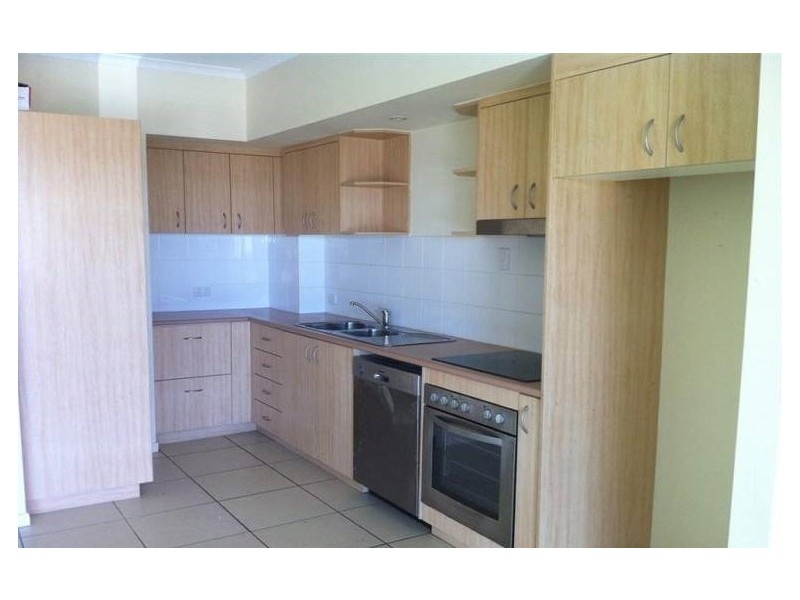 2/70 Main St., Pialba QLD 4655