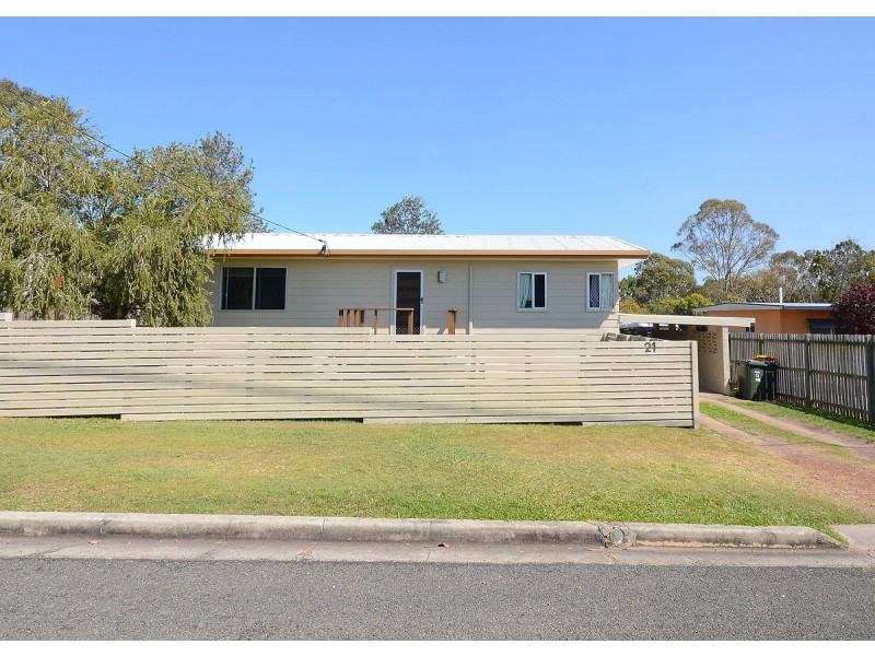 21 Urangan Street, Hervey Bay QLD 4655
