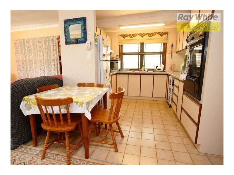 38 Ian Avenue, Kawungan QLD 4655